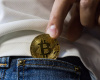 Crypto Market Collapses: Bitcoin Loses Thousands of Dollars per Minute