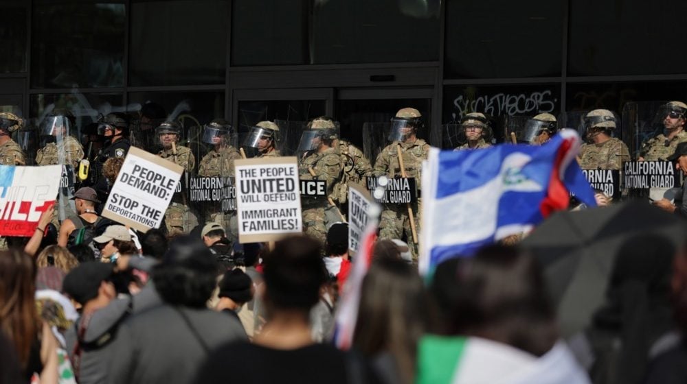 Protesti zbog racija na imigrante izbijaju širom SAD