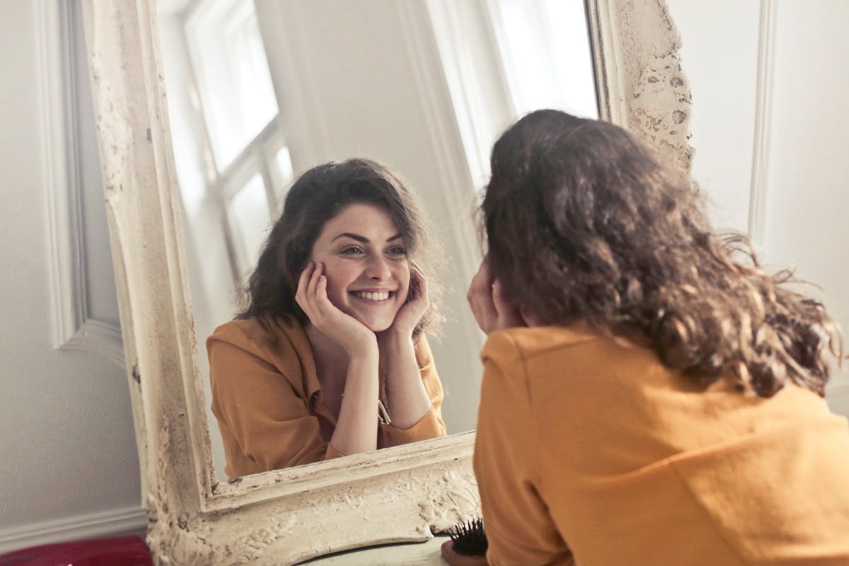 Vitamin That Slows Aging: Scientists Also Discovered How