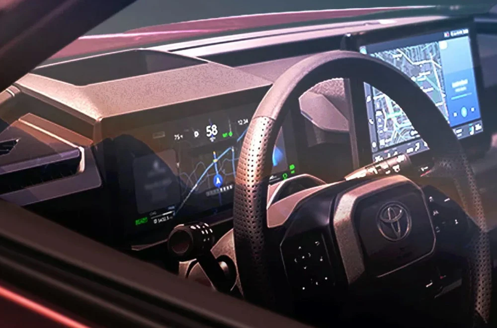 Nova Toyota RAV4 stiže ranije nego što se očekivalo, zavirite u unutrašnjost